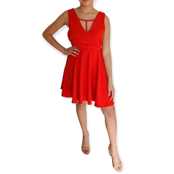 Minkpink Strappy Open Back A Line Mini Dress Red Small - Picture 2 of 6